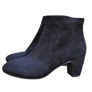 Eileen Fisher Black Suede Heeled Booties Size 7 Classic Fall EUC